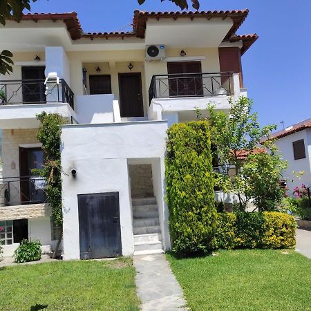 Beach Front Apartment In Pefkochori Exterior foto